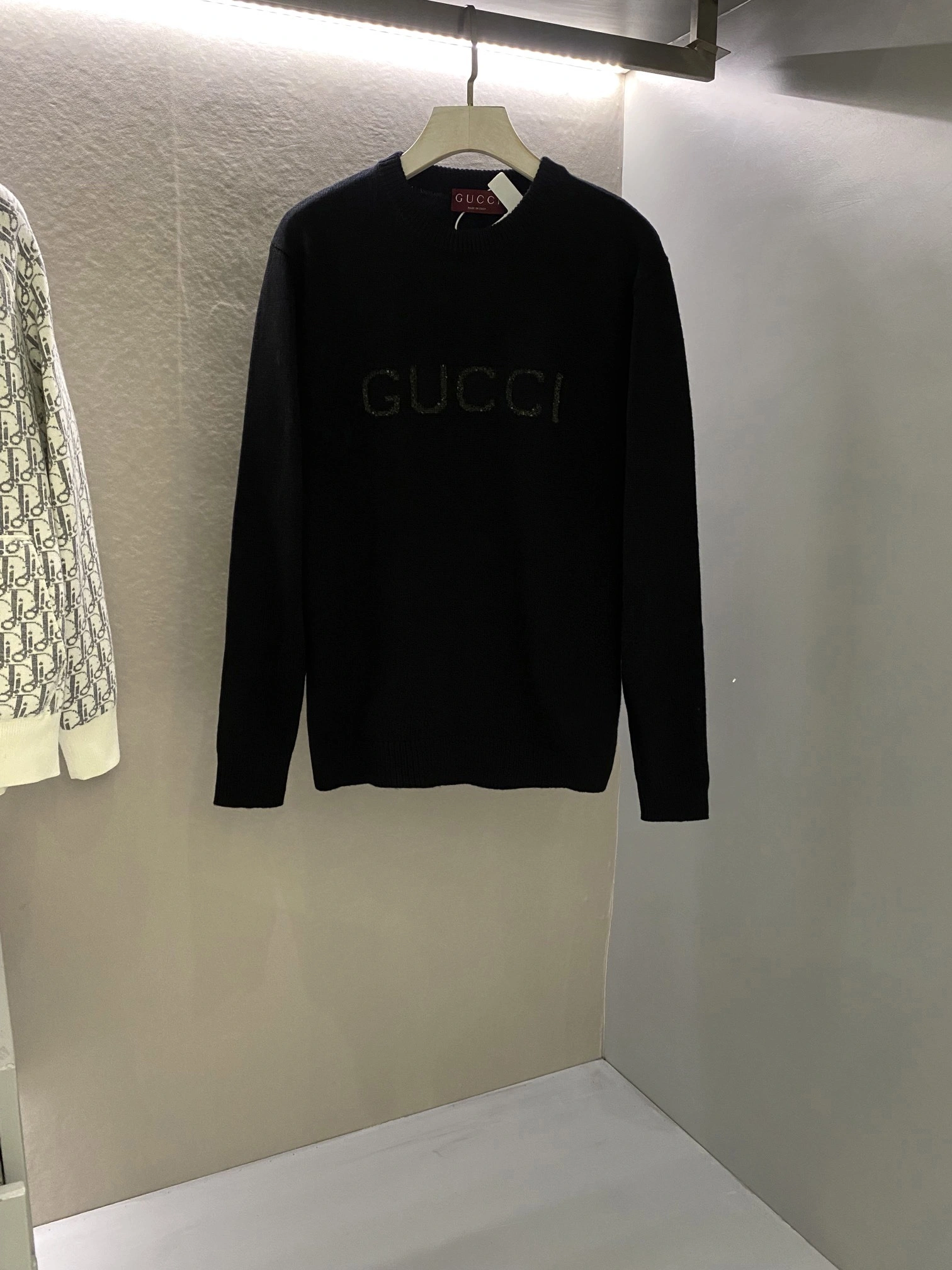 wg.luxury-- 6u33i embroidery item:D-F361K0905
